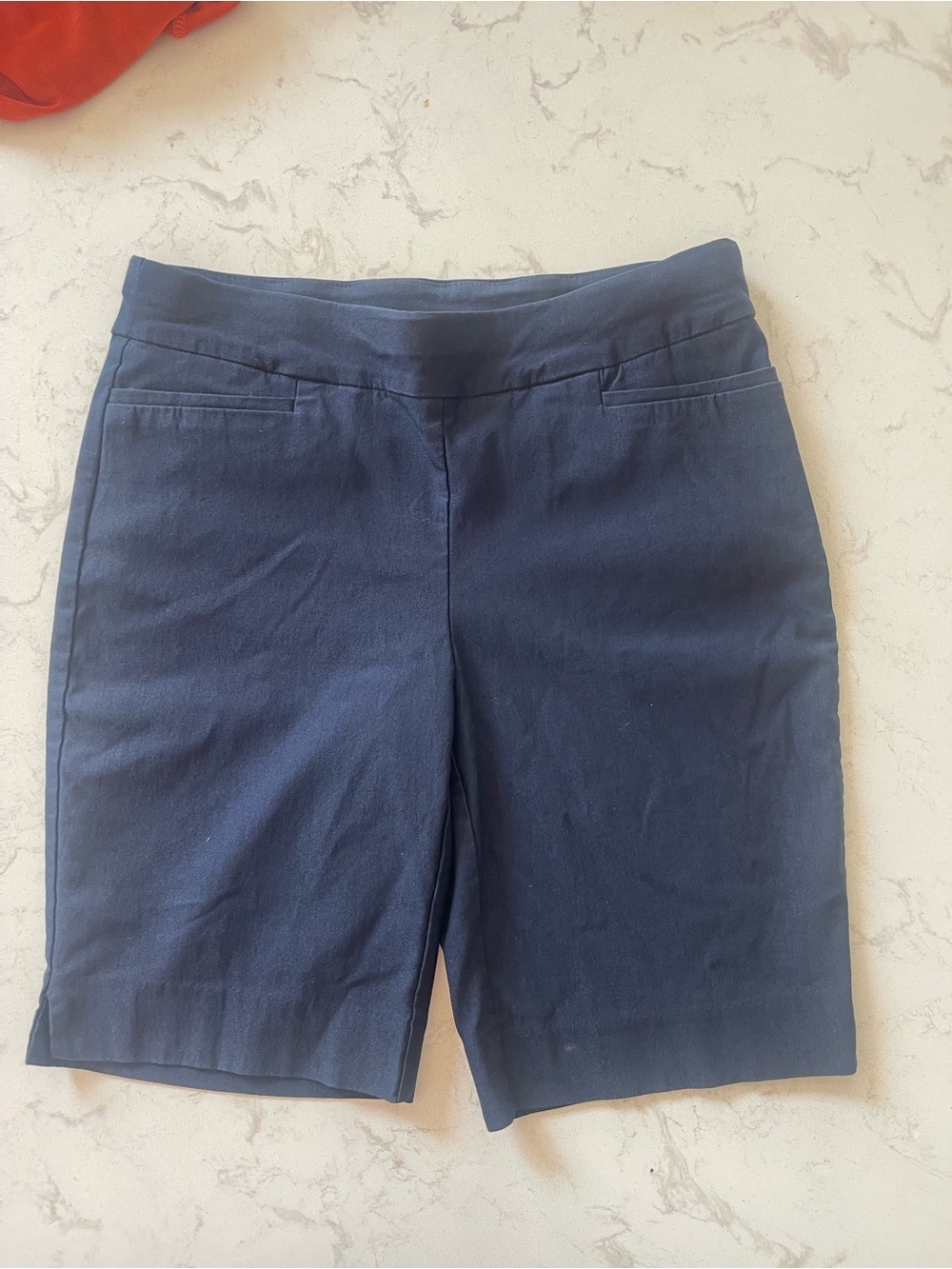 Chicos So Slimming Navy Blue Pull On Bermuda Shorts Womens Size 0 Small US 4